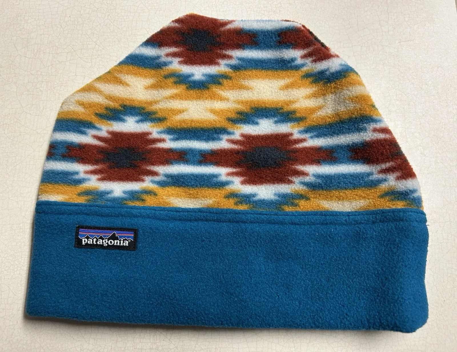 NWOT Patagonia Aztec Pattern Fleece Beanie Hat Adult Size L/XL