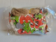 How The Grinch Stole Christmas Wood Ornament Set With String Brand New