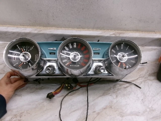 Velocímetro cuadro de instrumentos Ford Thunderbird 1961 1962 61 62 1963 63 vintage Foto 3 de 4