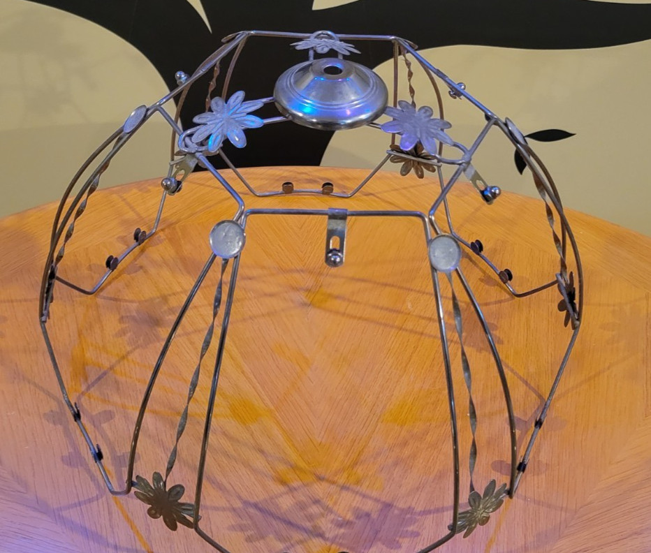 The Beatles OK LIGHTING Touch Lamp SHADE ONLY - Metal Frame Glass Panels