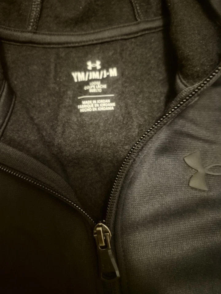 Chaqueta con Capucha Under Armour para Niños Cremallera Completa Talla M Forrada de Vellón Negra Nueva con Etiquetas Foto 4 de 4