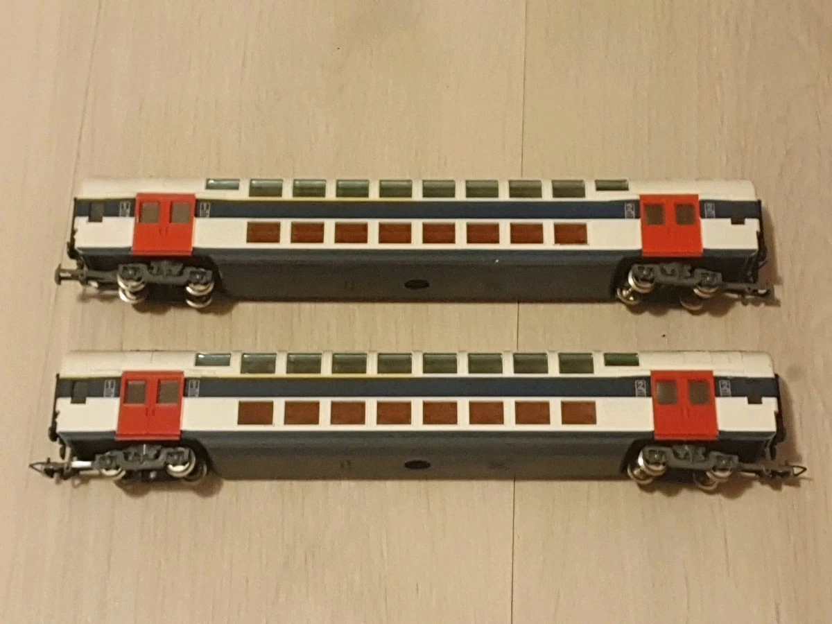 Voiture Voyageur 2ème Classe Époque III - Roco Réf 45036 - HO - Bon État
