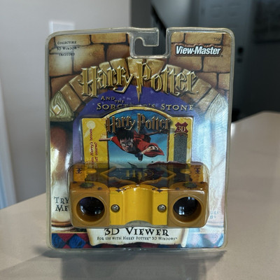 View-Master Harry Potter Sorcerer s Stone 3D Viewer w/ 3D Window Reels
