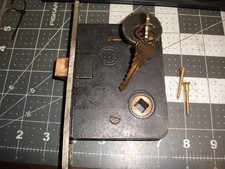 READING HARDWARE 01505 ENTRY MORTISE LOCK new cylinder + 2 KEYS w/attach hrdwre READING HARDWARE 01505 ENTRY MORTISE LOCK new cylinder + 2 KEYS w/attach hrdwre - Image 1