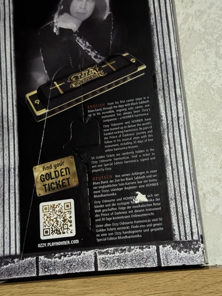 Armónica Ozzy Osbourne Edición Limitada con Estuche Ataúd Modelo M666 HECHO EN ALEMÁN Foto 2 de 2