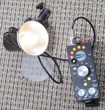 Lumedyne P4LX - 400 Deluxe X-tra Fast, Modeling Light Head, Mini Battery 024C