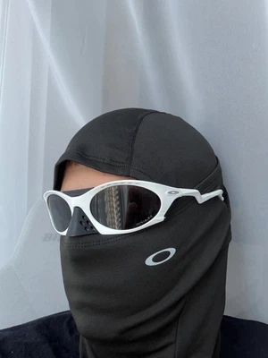 Oakley Plantaris Prizm Sunglasses Vintage White Frame Black Lens - Photo 1/4