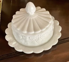 Westmoreland Milk glass Covered Butter Cheese Dish Grape Pattern EXCELLENT