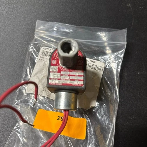 Parker 71315SN2KNJ1N0H111P3 3-Way Solenoid Valve 1/4 in., 110/50V-120/60V, NBR