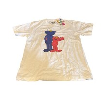 KAWS x Uniqlo x Sesame Street BFF Elmo Tee SS18 XS White NWT