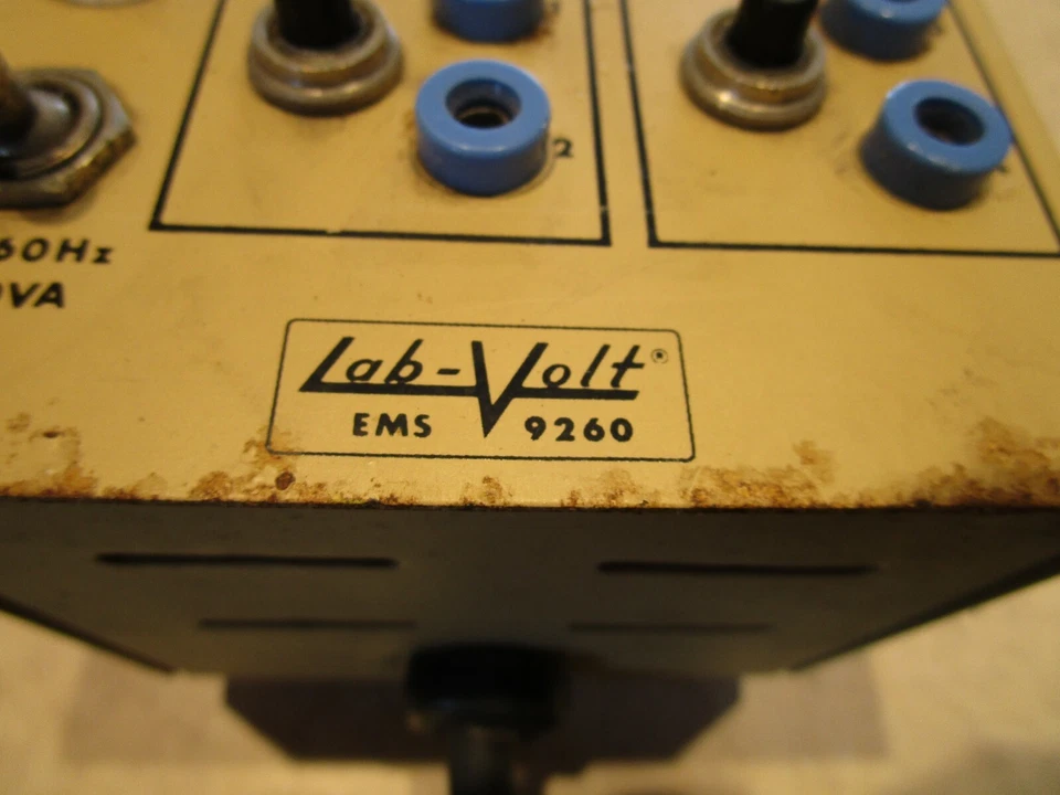 Lab Volt EMS 9260, 120VA-1A 60Hz(1) A 24V-5A 60Hz(2) Foto 3 de 4