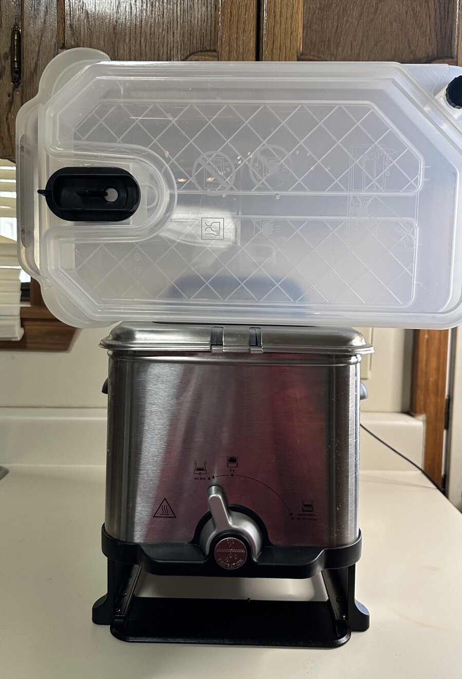 Tfal FR8000 Ultimate EZ 1700W 2.65 lbs Clean Deep Fryer Silver