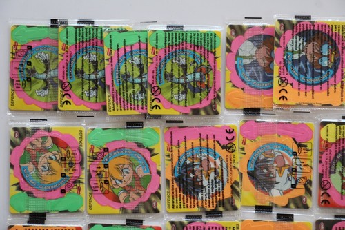 MATUTANO BEYBLADE SPINNERS TAZOS LOTE 34 PRECINTADOS - Picture 2 of 10