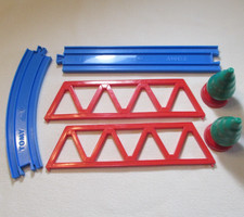 Tomy Thomas 2002 Railway Fun Set 4762 Parts Pieces Trees, Bridge Girders Track