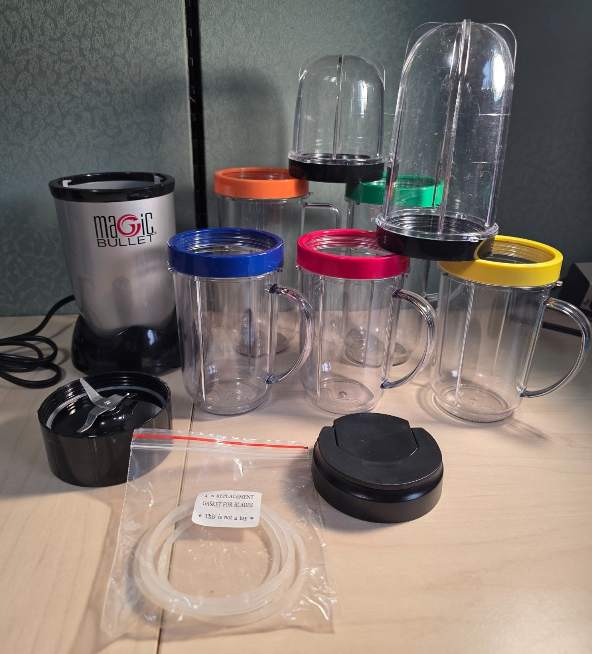 Magic Bullet MB1001 Blender, With Extra Handled Cups, Gaskets , Containers