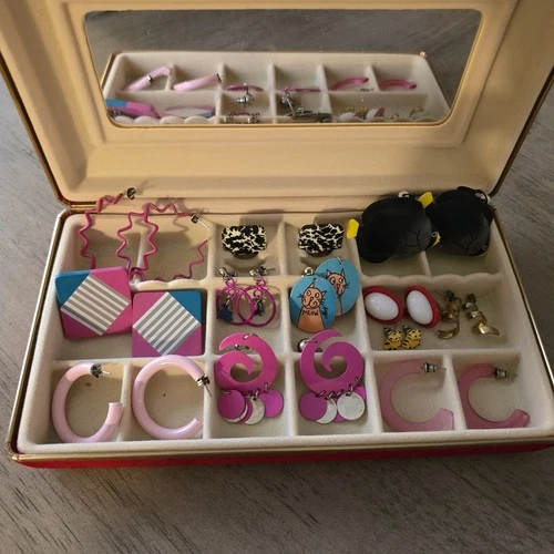 Vintage Lot Of 12 Pairs Of Earrings Estate Costume Jewelry/Jewelry Box Included