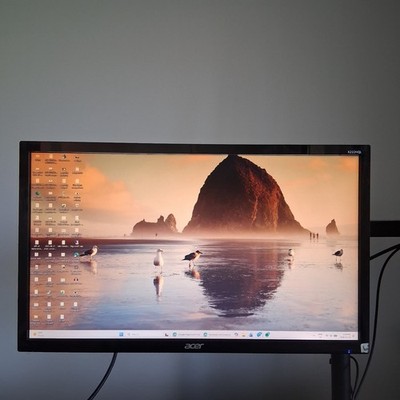 Acer K222HQL bd 21.5'' Full HD 1920 x 1080 LCD Monitor, VESA Mountable, DVI/VGA