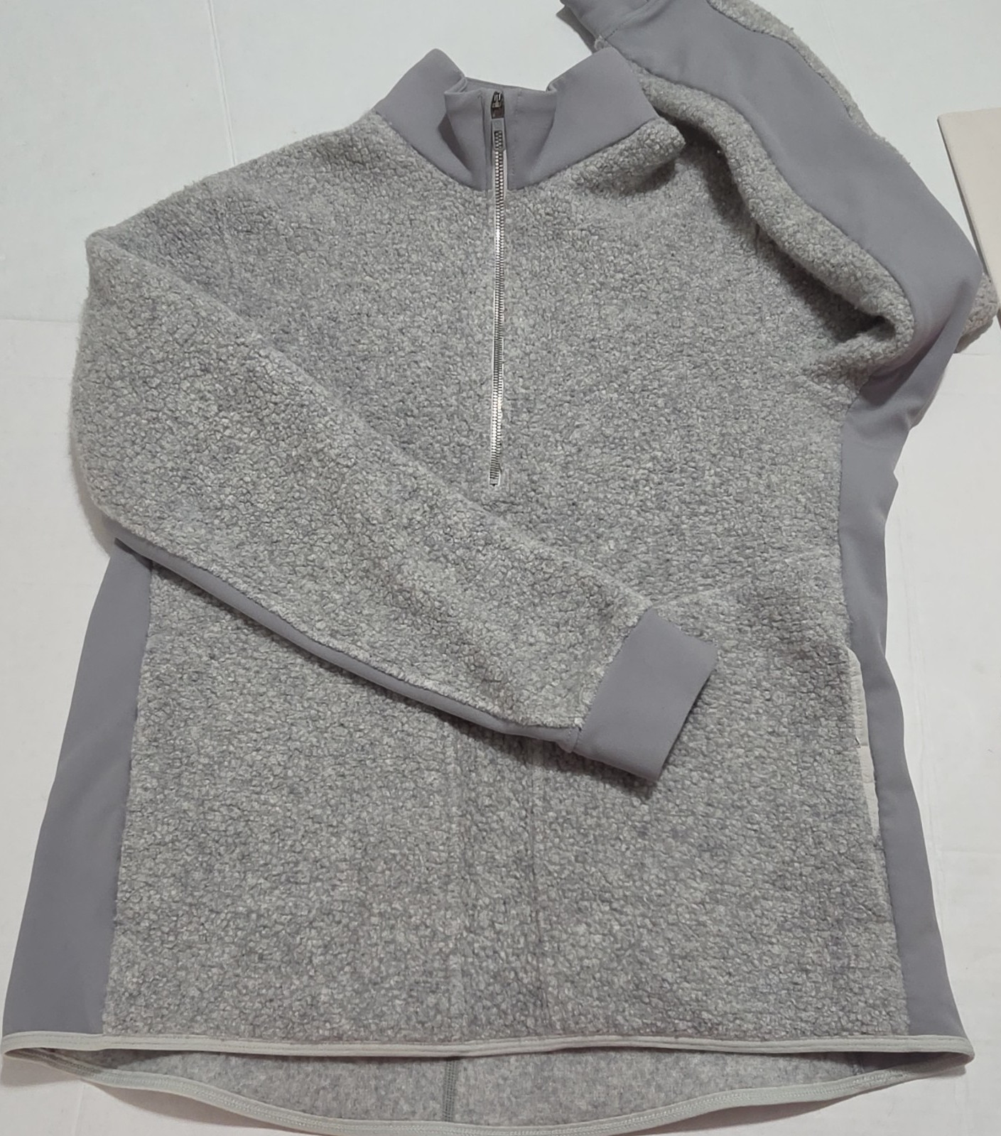 lululemon Women's Gray Fleece 1/2 Zip Pullover Jacket Size 8