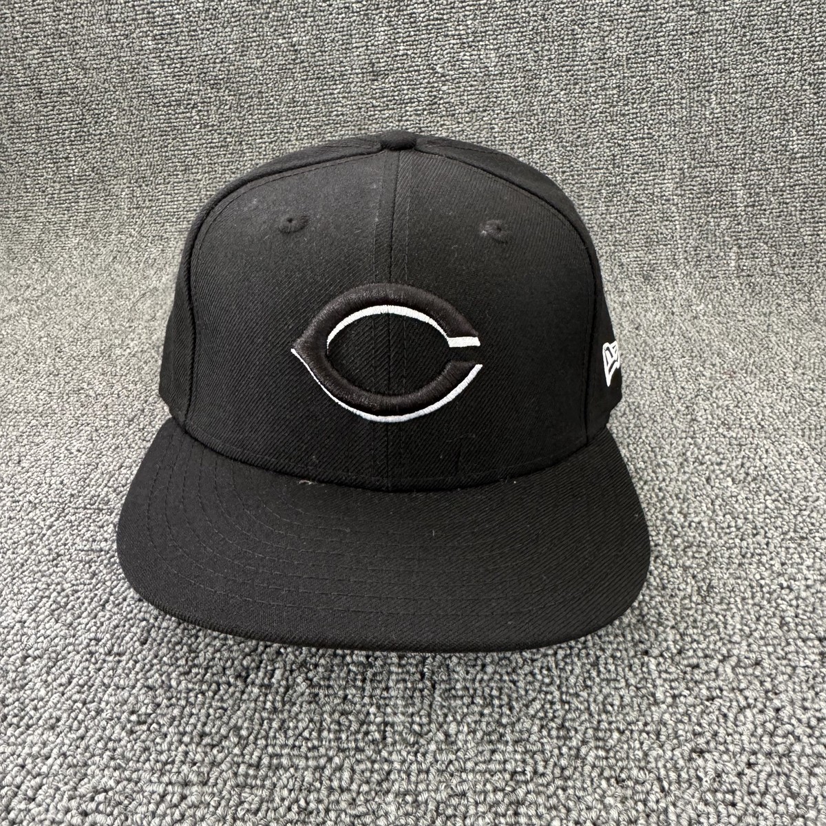 New Era Cincinnati Reds 59FIFTY Fitted Hat Black 7 1/8 Baseball Cap