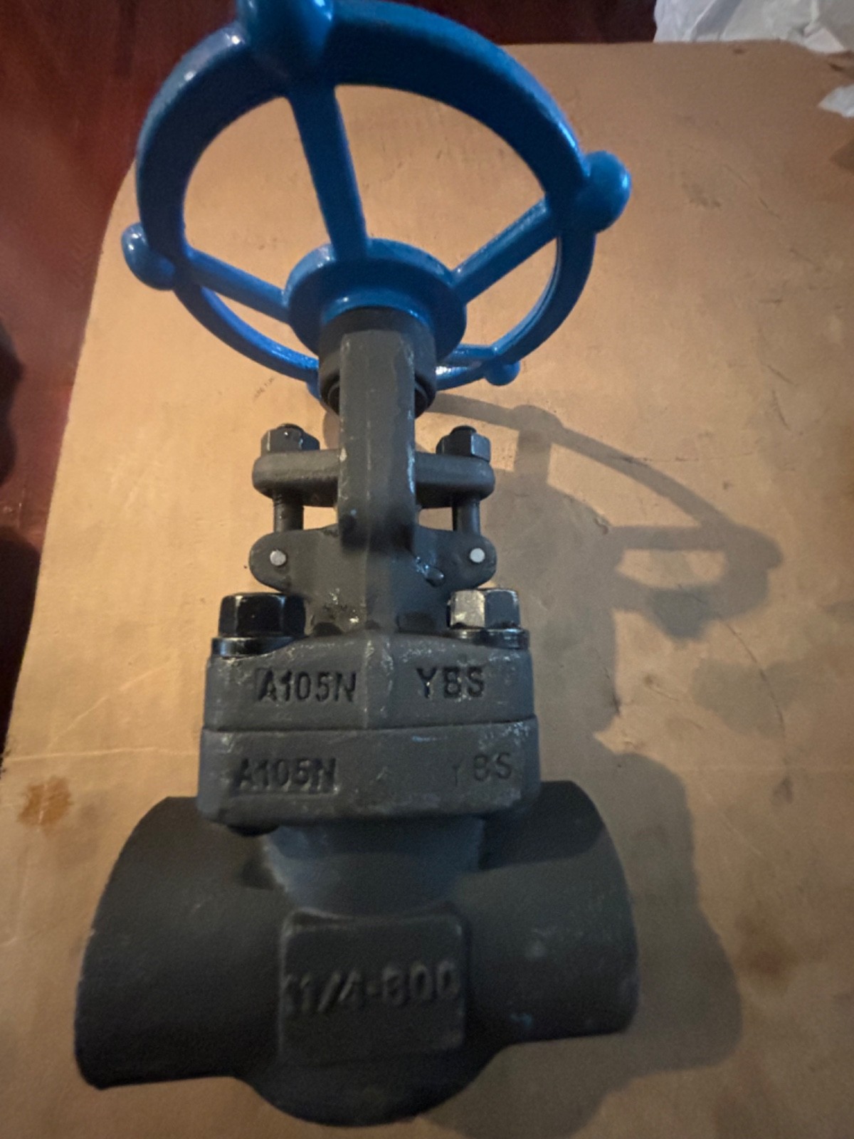Sharpe 34834 1-1/4"-800Lb Gate Valve 1975 PSI @ 100F Threaded connection fast sh