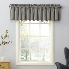 Energy Efficient Rod Pocket Curtain Valance for Light Control and Style