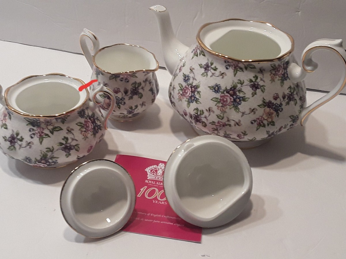 ROYAL ALBERT 100 YEARS 1940 ENGLISH ROSE CHINTZ TEAPOT, SUGAR