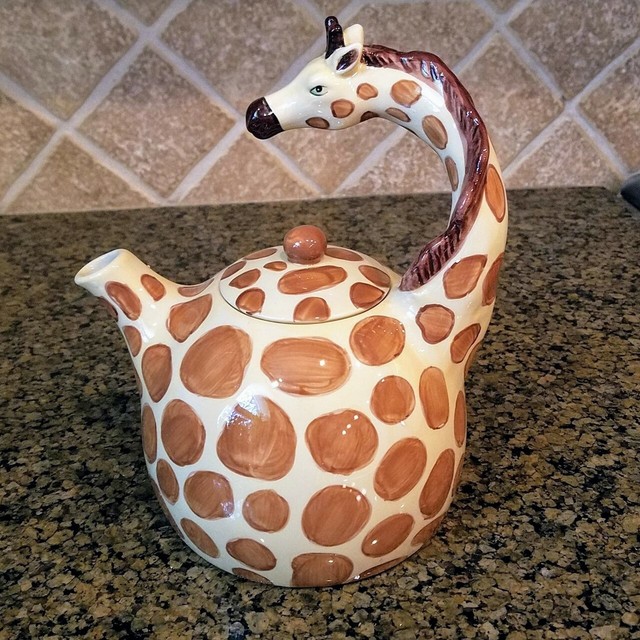 Giraffe Teapot Blue Sky Kitchen Home Decorative Decor Collectable