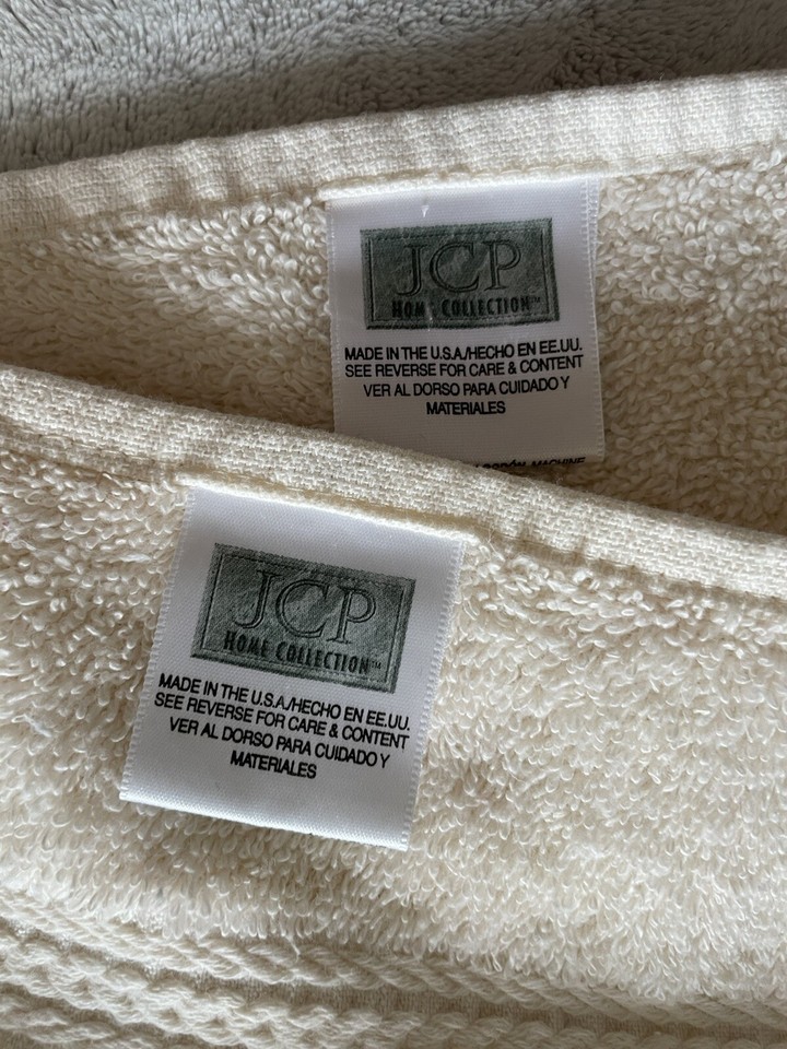 Lot Of 2 Vintage 1Bath Towel & 1Hand Towel JCP Home Collection Made