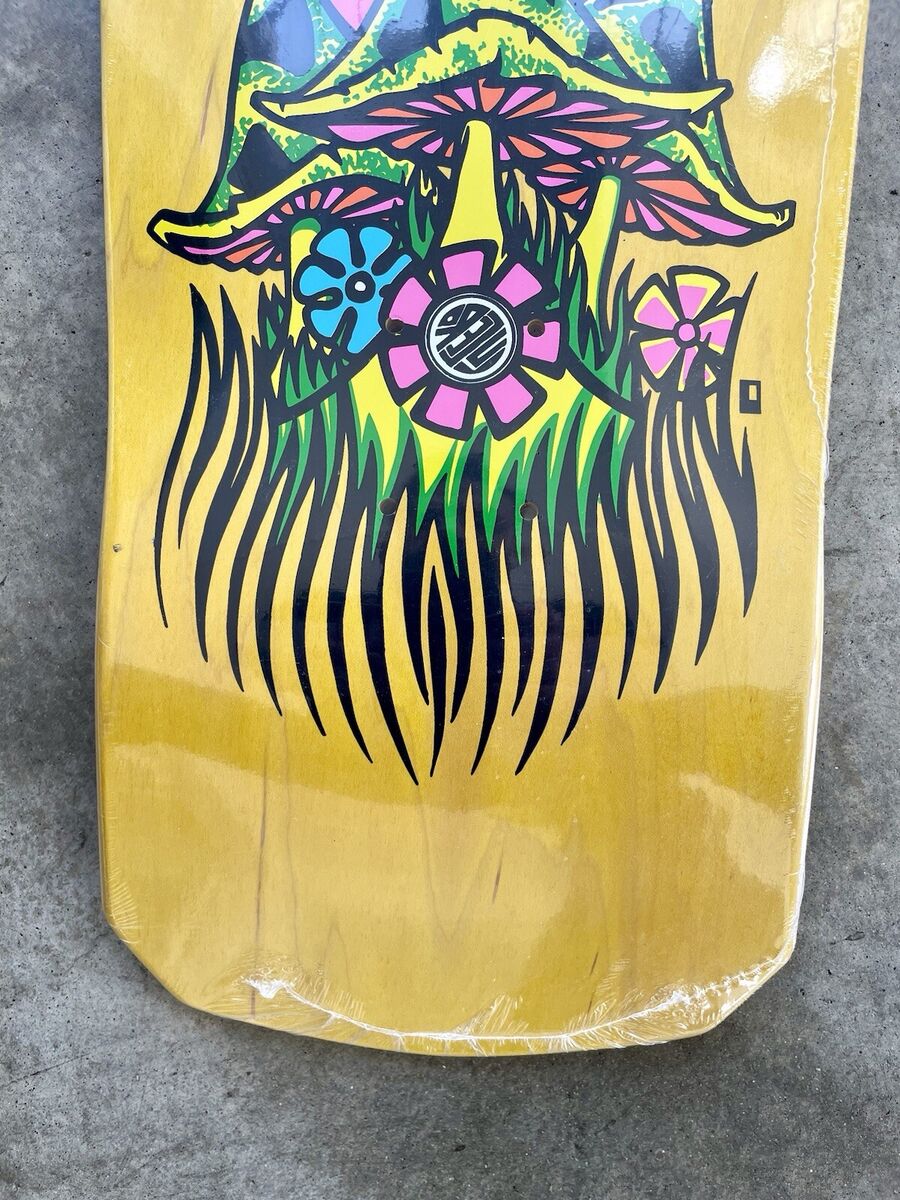Black Label Skateboards Grosso Deck, Powell Peralta, Santa Black Label Skateboards Grosso Deck, Powell Peralta, Santa