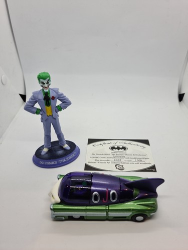Corgi The Batman Chassis Art Collection 1950 Jokermobile & 2000 Batmobile Bundle - Picture 3 of 12