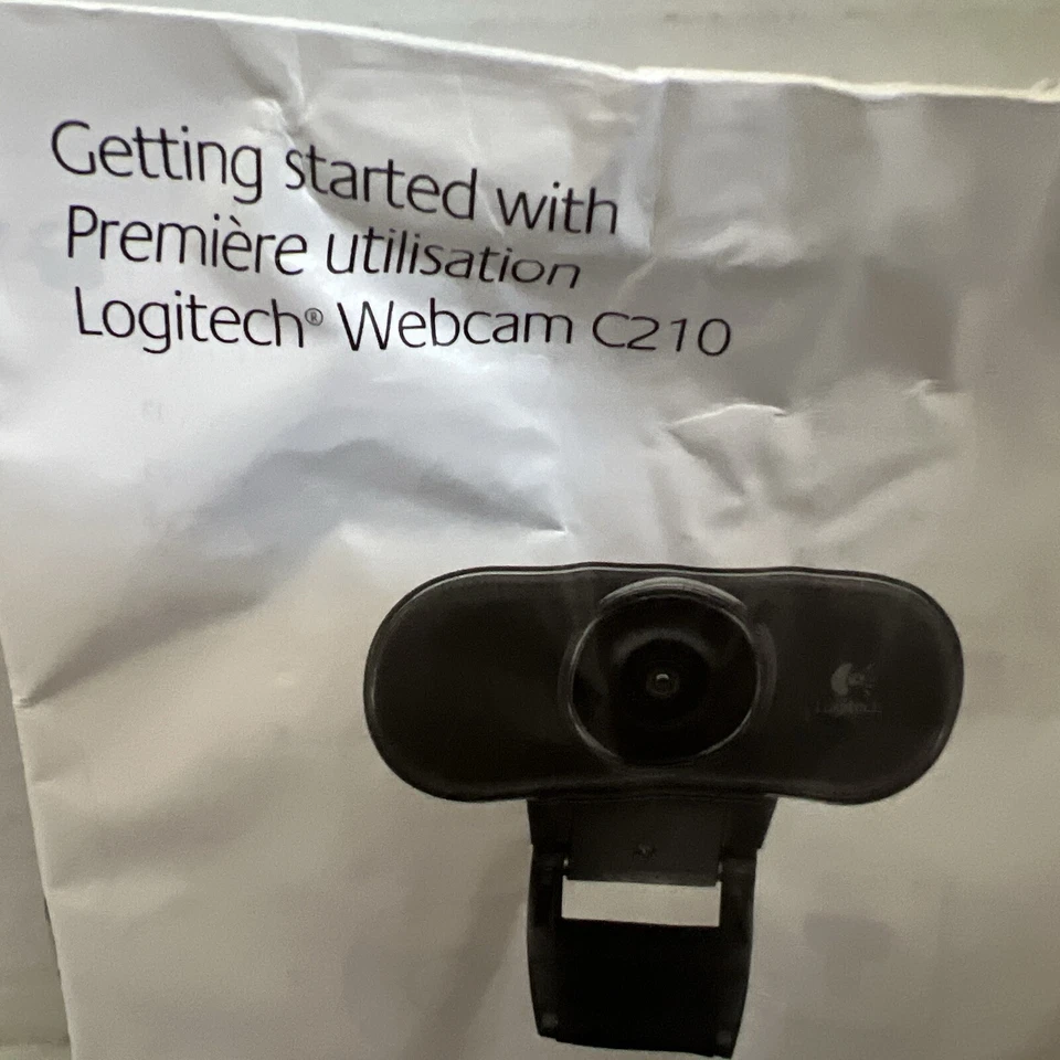 Logitech C210(V-U0019) Webcam W Manual New Without Box - Image 4 of 4