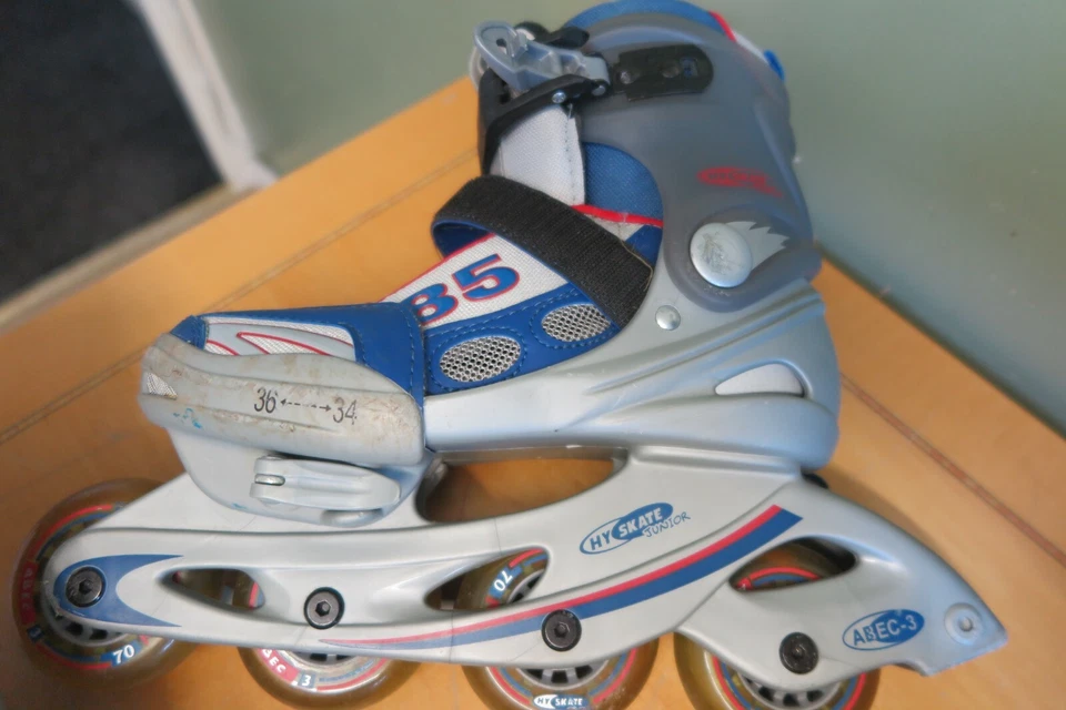 HY SKATES - JUNIOR INLINE ROLLSCHUHE VERSTELLBAR GR 34-36 + EXTRAS ANSEHEN - Bild 3 von 4