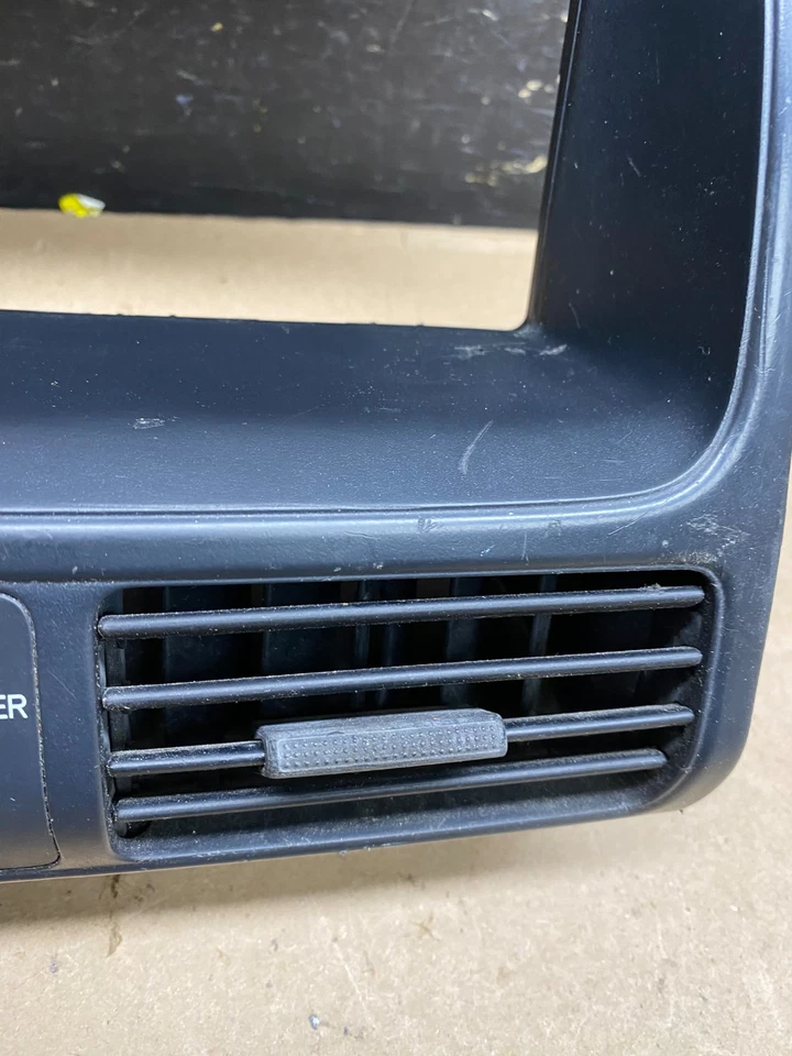 Honda CR-V CRV 2002-2006 tablero central radio ventilación bisel moldura OEM T9264 DG Foto 2 de 4