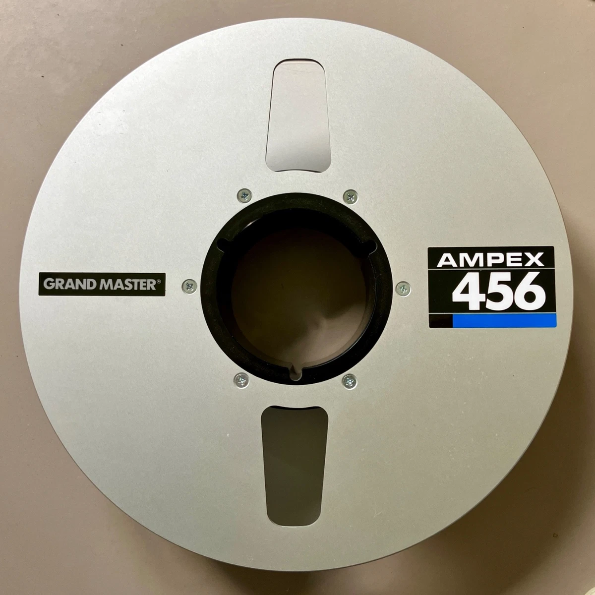 Coffret De 4 Bobines Magnétiques Scotch/Agfa – 26,5 Cm Métal – Avec Bandes – Bon état