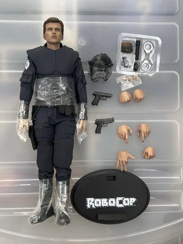 Hottoys  MMS266 Robocop & Alex Murphy - 1/6th Scale Alex Murphy Figure Set Only
