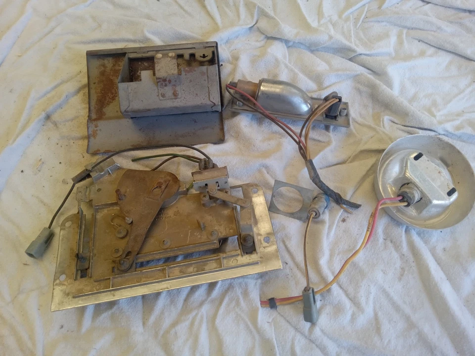 1968 69 70 Dodge зарядное устройство купол лиг нагреватель управления зажигания свет любезность пепельница - Изображение 3 из 4