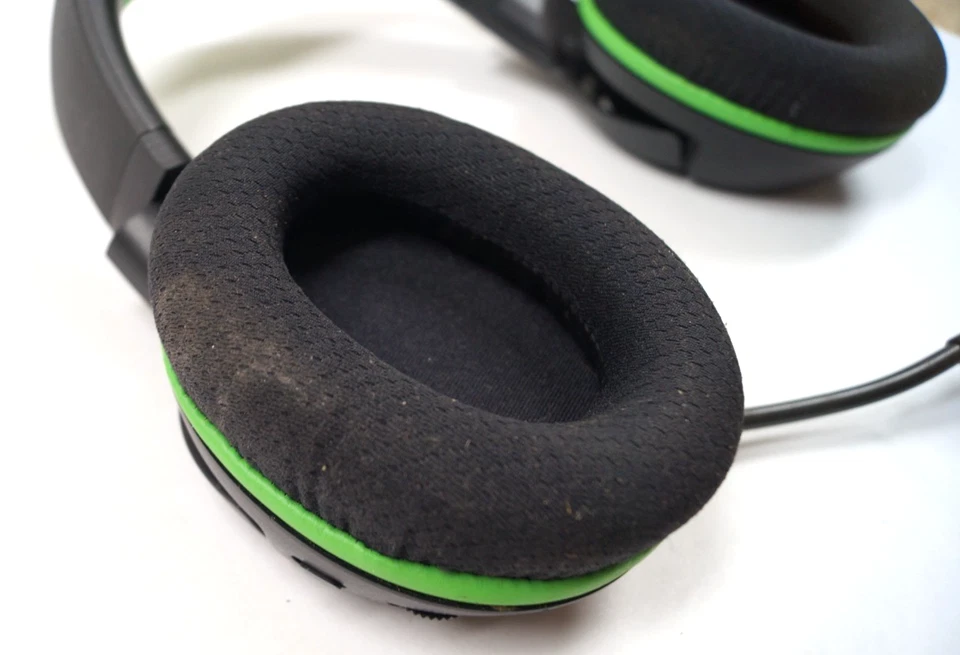 Razer Headphones RZ04-0348 Xbox One Xbox Series X/S and Windows 10 WORKING B321 - Image 4 of 4