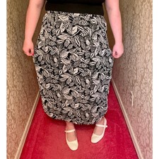 Vintage 90s Boho Black and White Leaf Chiffon Skirt 22W