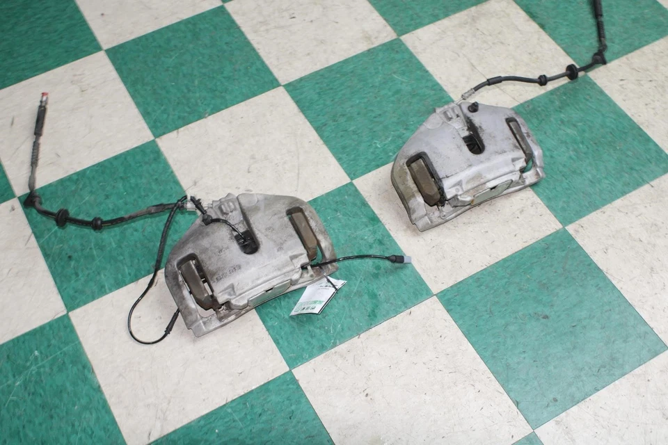 09-15 BMW 750i Front Pair Driver Left Passenger Right Brake Calipers OEM WTY OE Foto 3 de 4