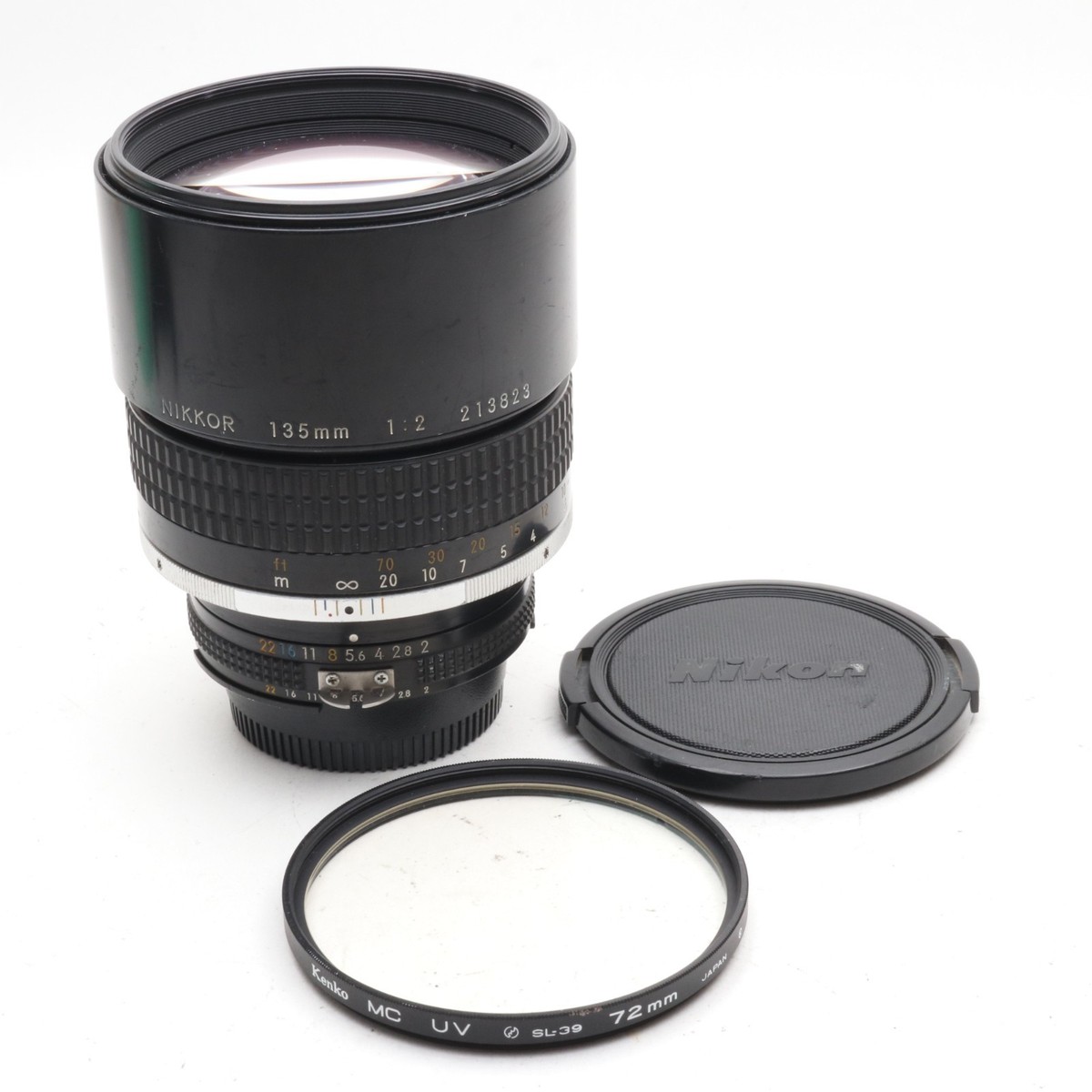 Excellent+3] Nikon Ai-s Nikkor 135mm f/2 Telephoto Portrait MF 