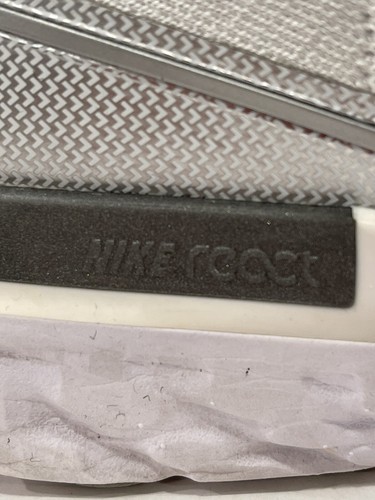 Nike Women’s React Infinity Run Flyknit Off White Size 8.5 - 第 11/16 張圖片
