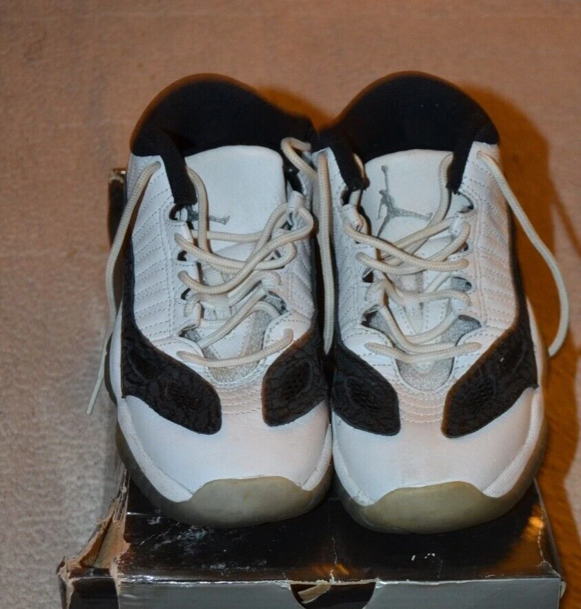 jordan 11 low black concord
