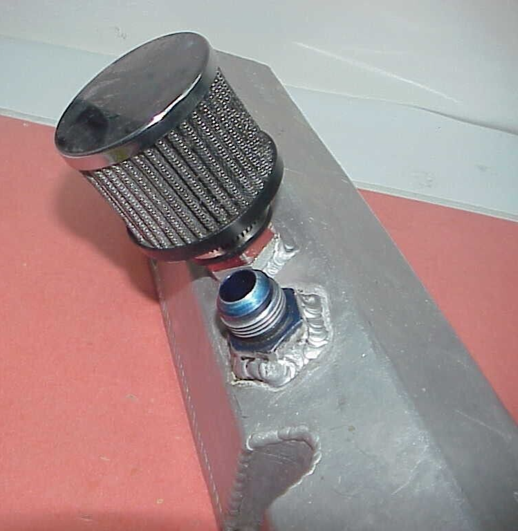 Moroso Billet Aluminum SBC Valve Covers with Oilers and One Breather eBay