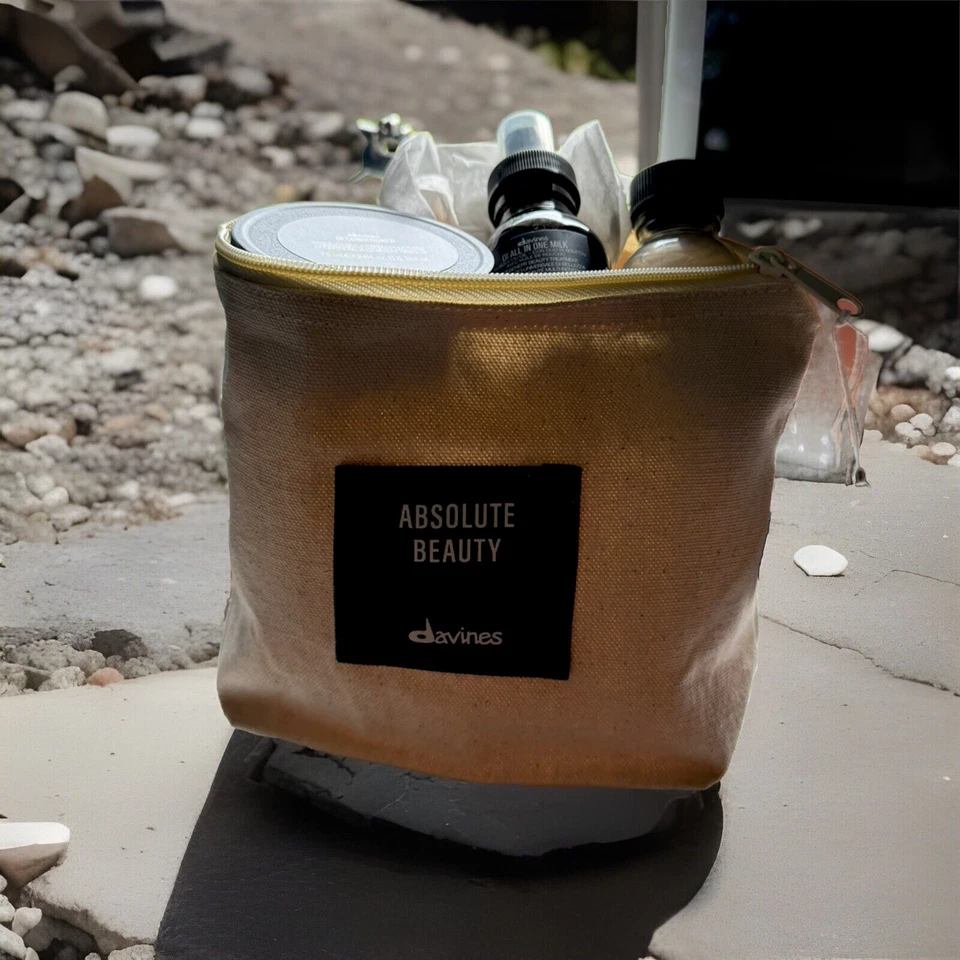 Kit de fin de semana Davine's Oi champú, estado y leche en linda bolsa de regalo... 30% de descuento PVP ⚡️ Foto 3 de 3