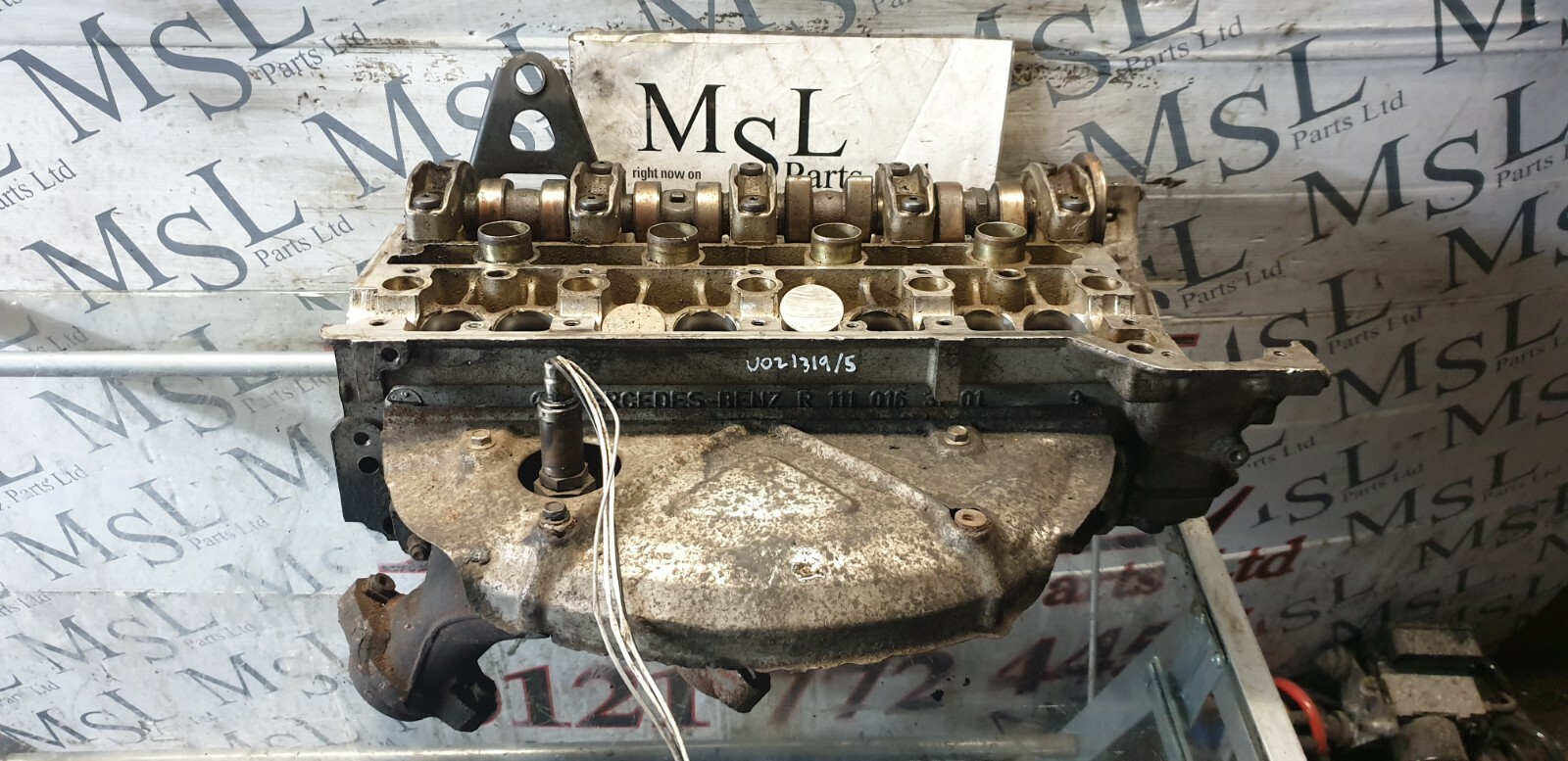 OM) MERCEDES W202 C CLASS CYLINDER HEAD W/MANIFOLD R1110161601 