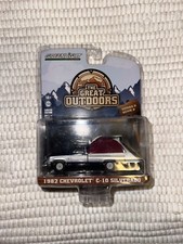 Greenlight Great Outdoors 2 - 1982 Chevy C-10 Silverado w/Truck Bed Tent 38030-D