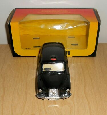 CORGI 425 TAXI | eBay