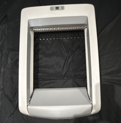 Pet safe automatic cat litter box
