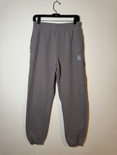 Alo Yoga Cuffed Renown Heavy Weight Sweatpant Size Small Fog (Light Purple)