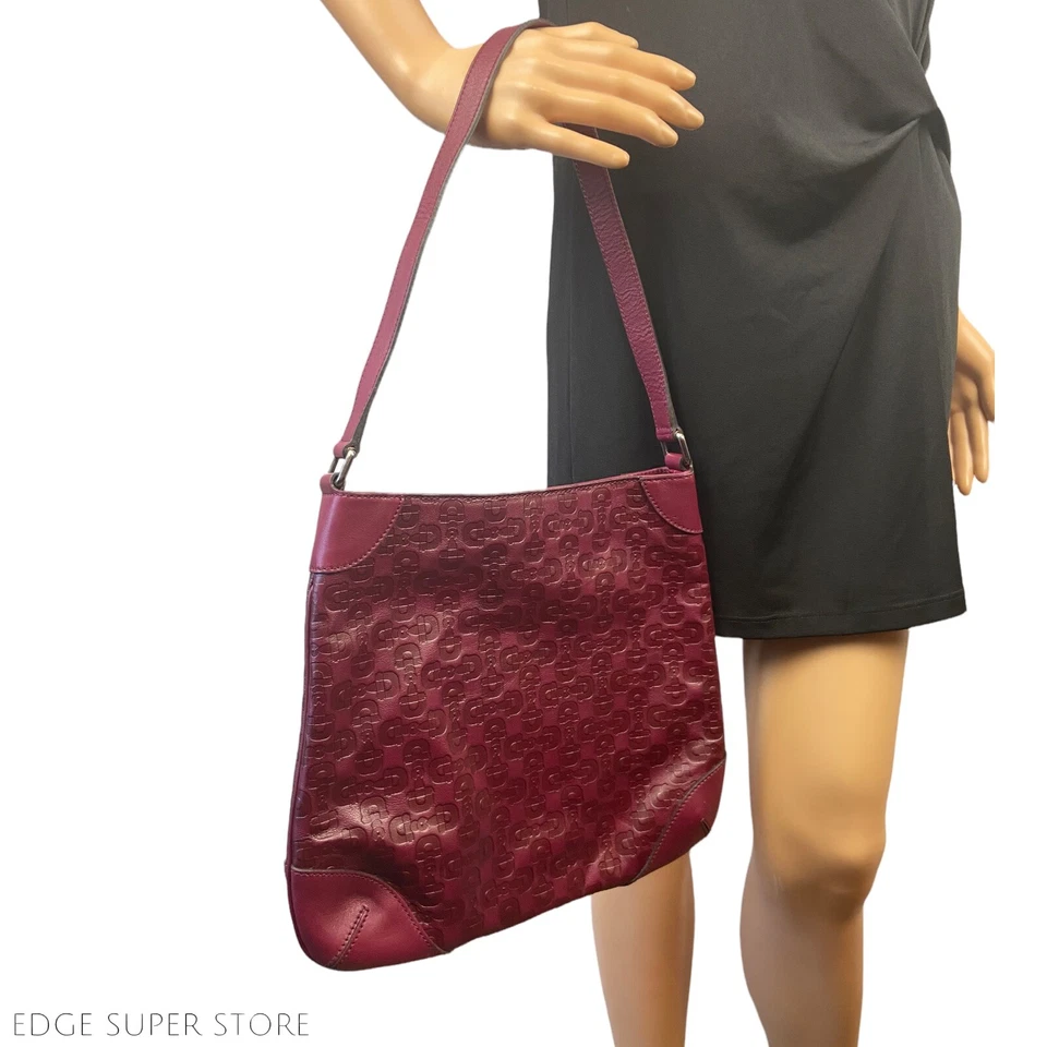Bolso de hombro Gucci de cuero rojo vino con logotipo de mordida de caballo en relieve Foto 2 de 4